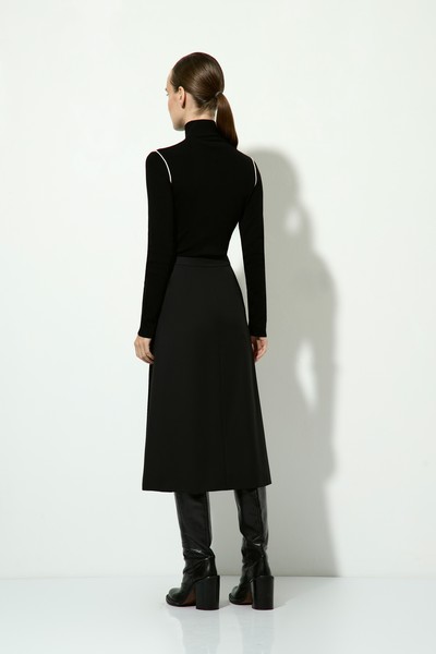 Джемпер из шерсти мериноса VASSA&Co, пол female, цвет black, фото №4