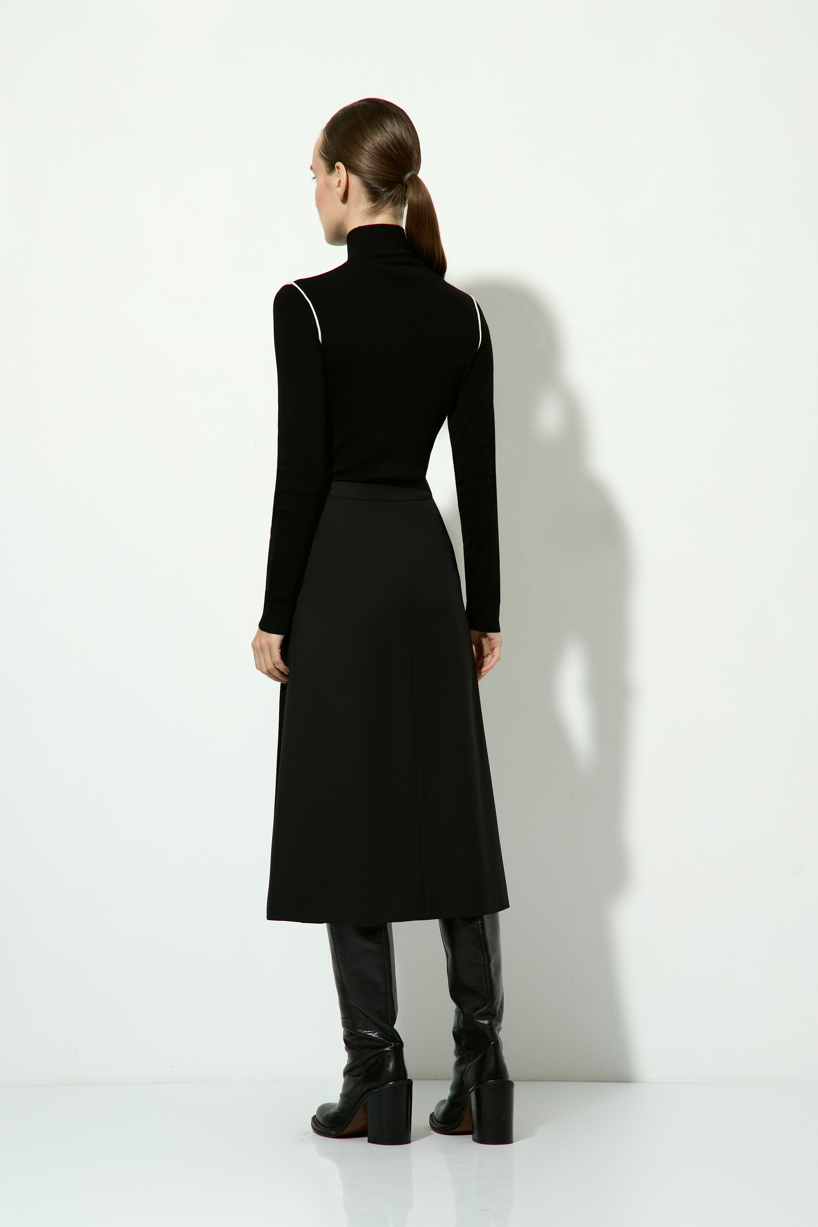 Юбка с атласной деталью VASSA&Co, пол женский, цвет черный