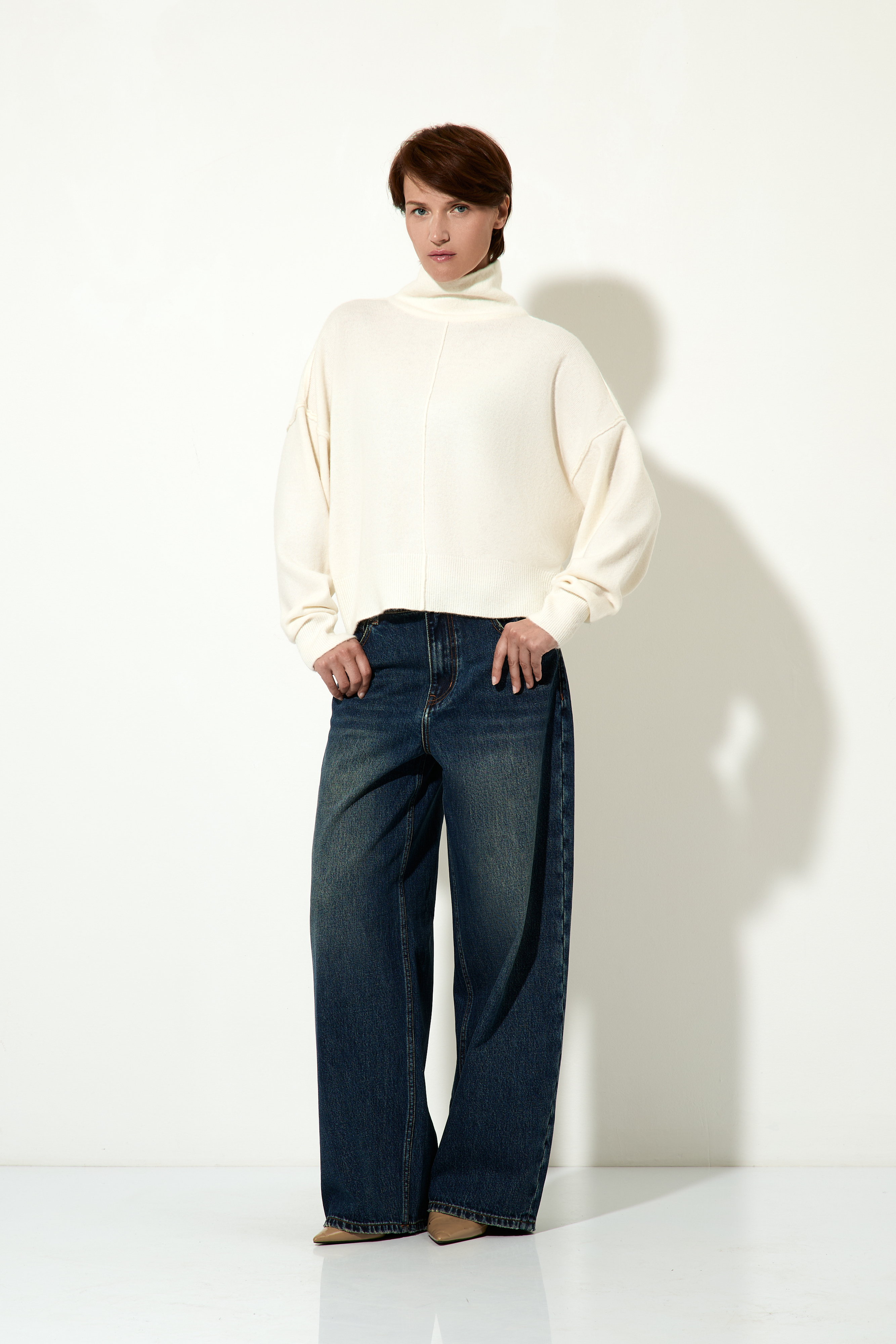 Джемпер женский VASSA CODE, пол female, цвет white