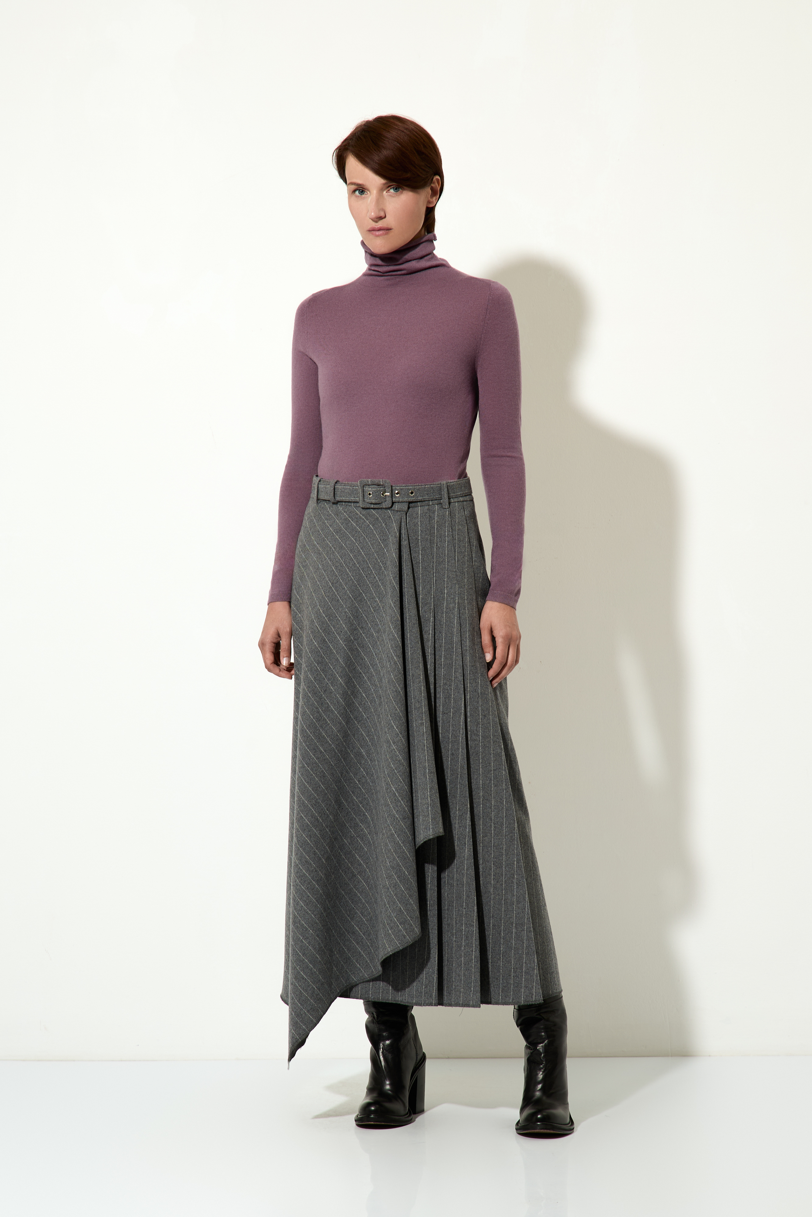 Джемпер шерстяной VASSA CODE, пол female, цвет violet