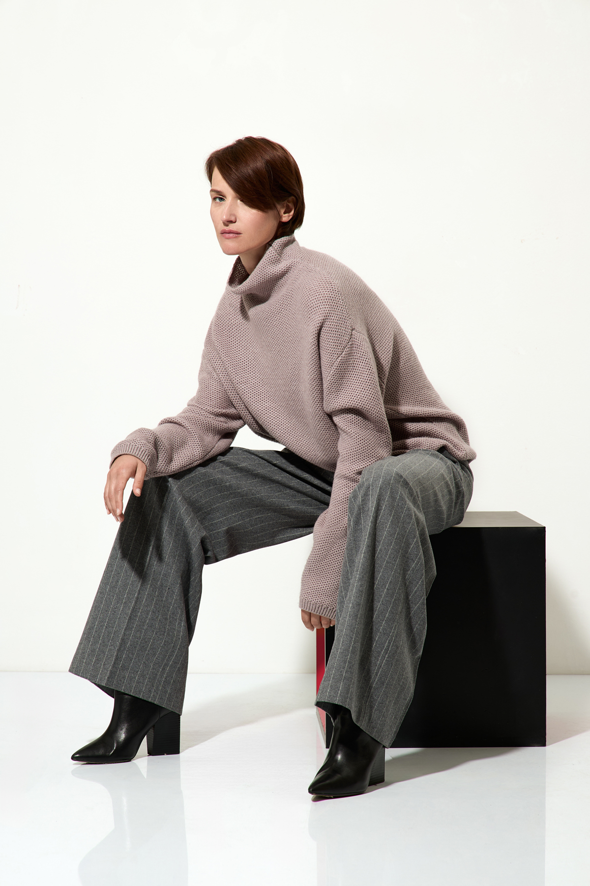 Джемпер женский VASSA CODE, пол female, цвет purple