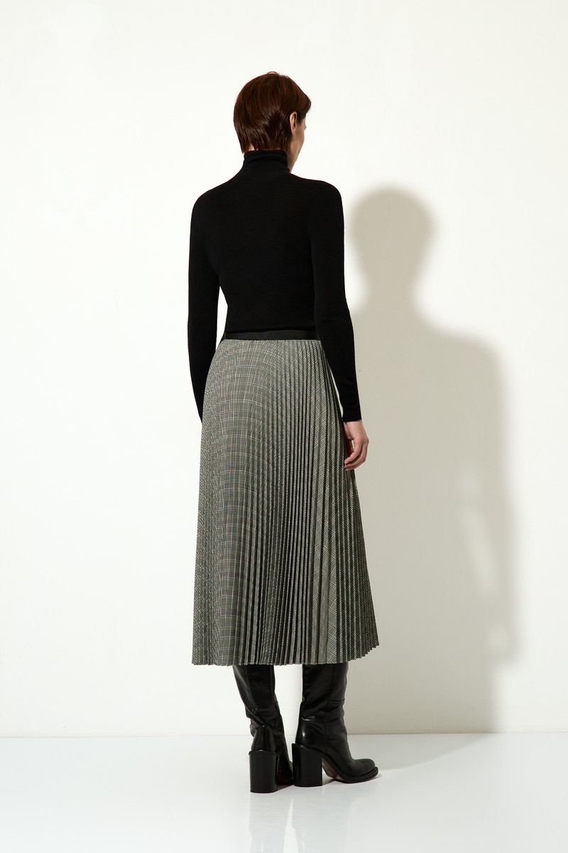 Pullover VASSA CODE, пол female, цвет black, фото №4