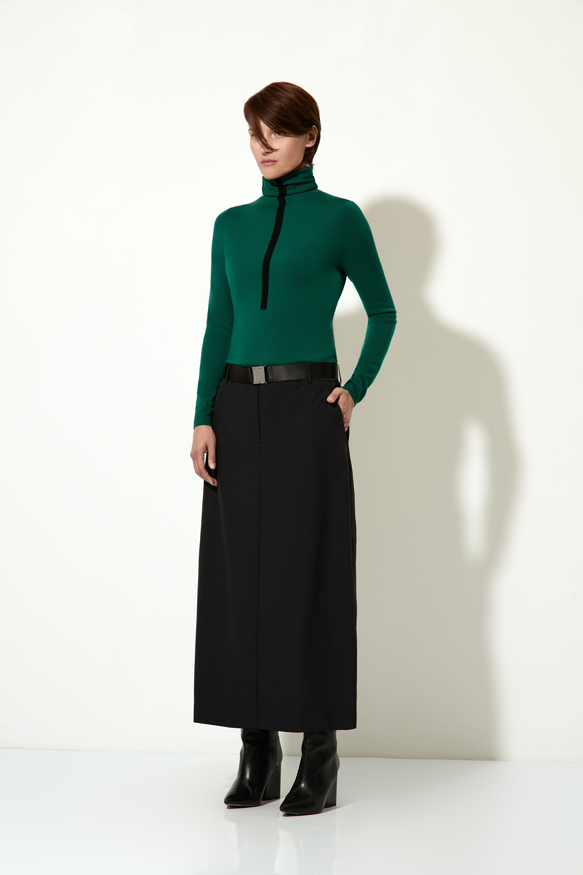 Джемпер женский VASSA CODE, пол female, цвет зеленый