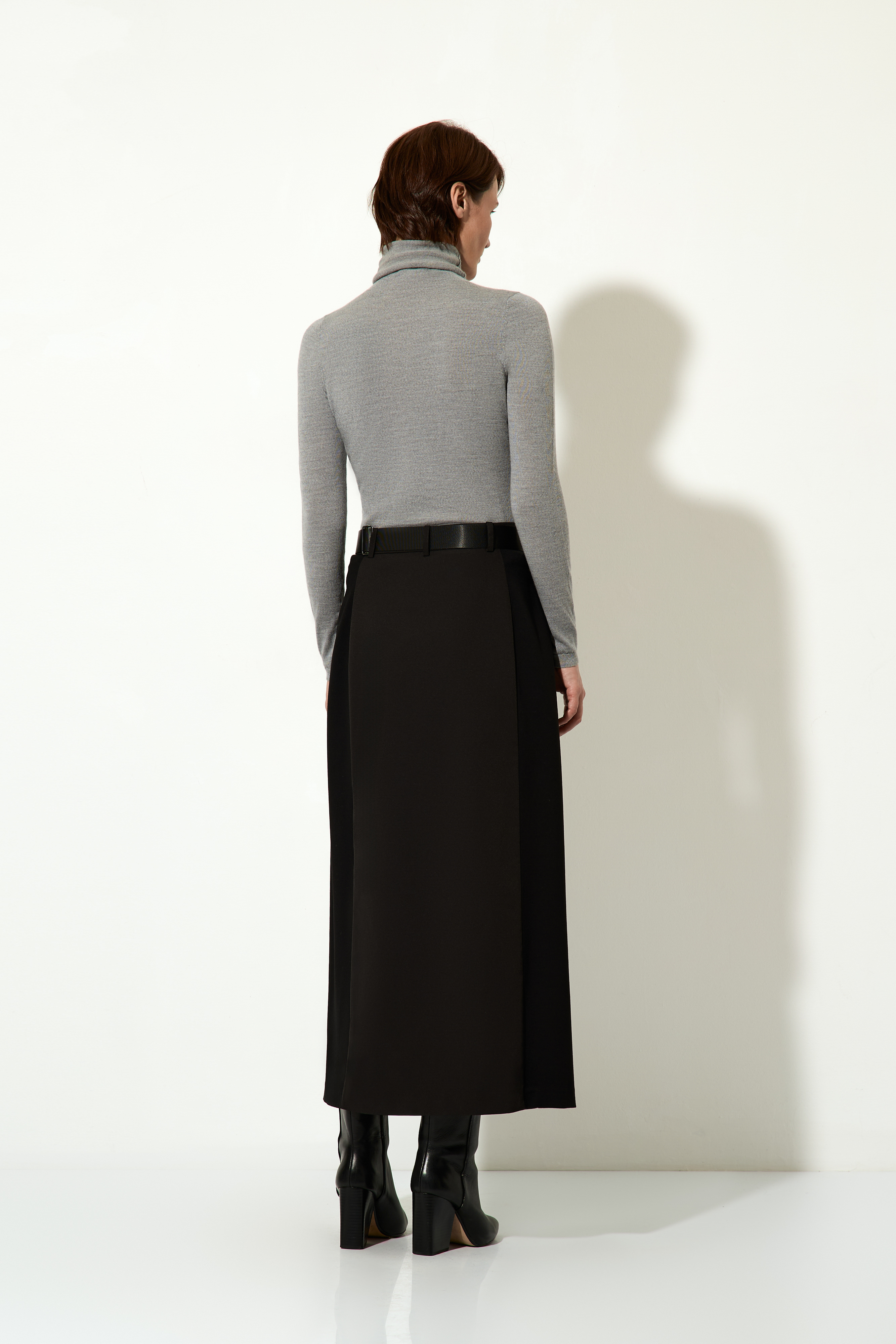 Юбка VASSA CODE, пол женский, цвет черный