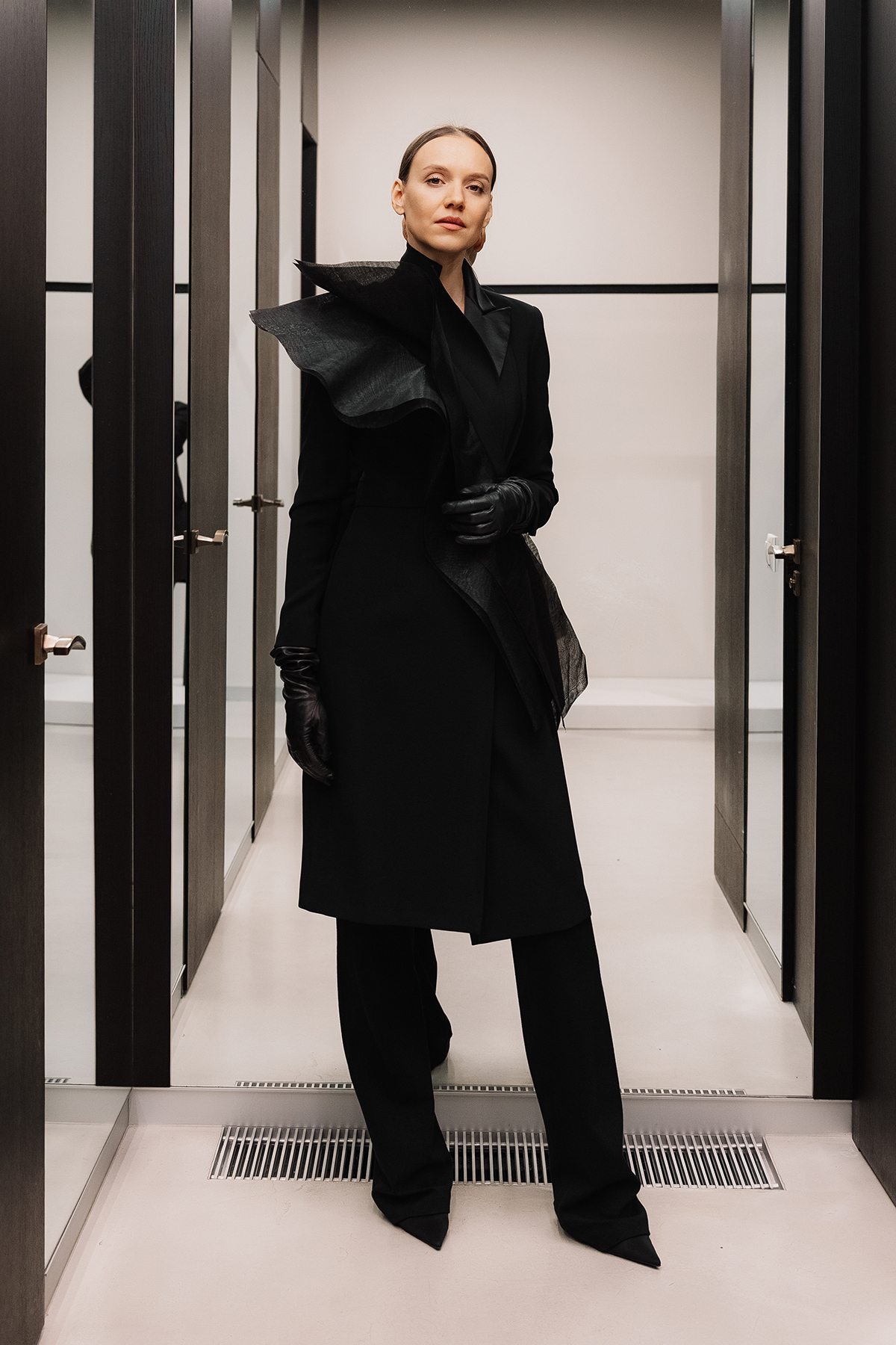 Жилет на одно плечо VASSA&Co, пол female, цвет black