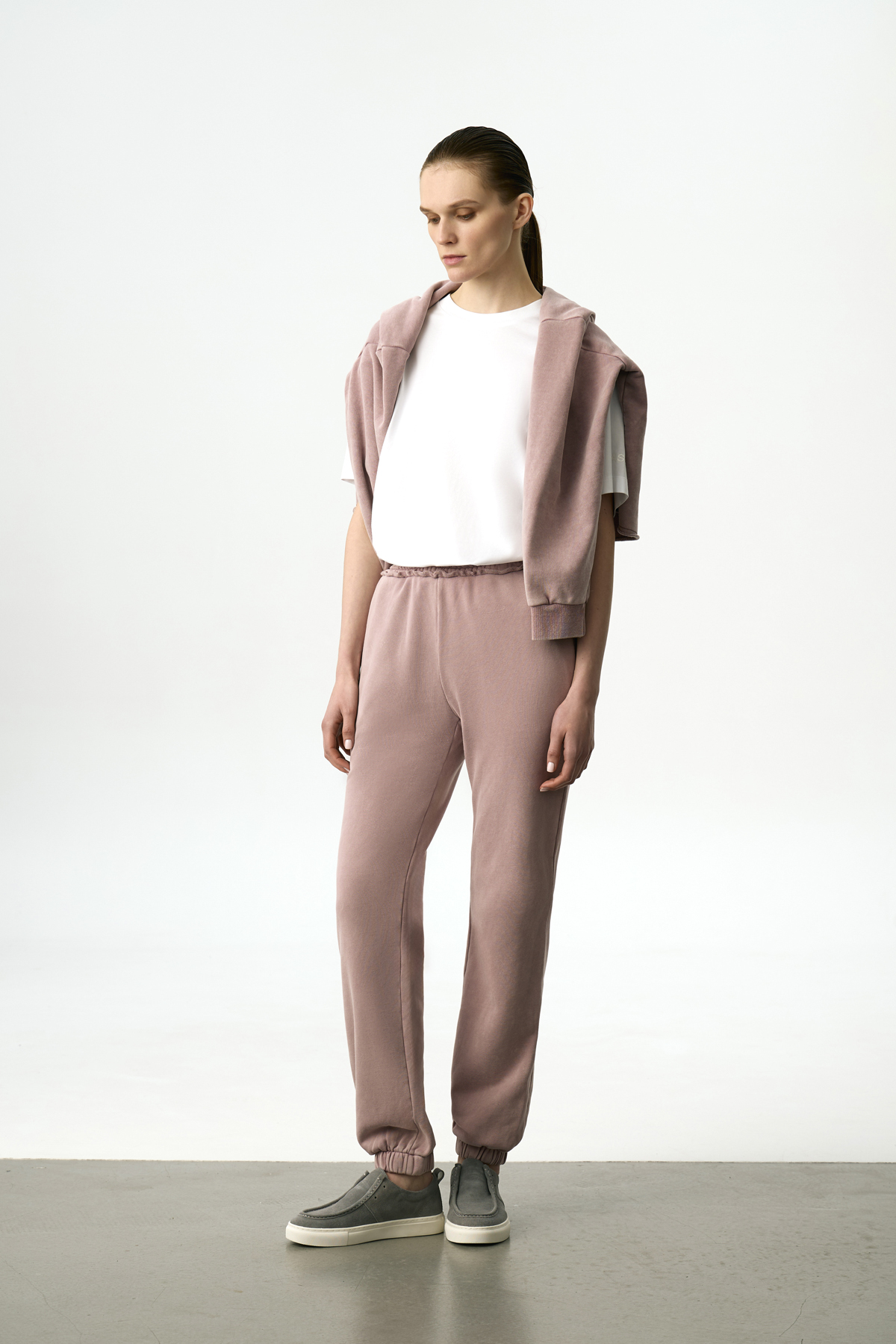 Брюки спортивные VASSA CODE, пол female, цвет purple