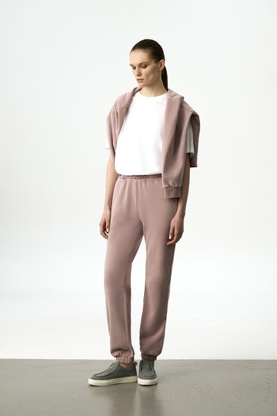 Брюки-джоггеры VASSA CODE, пол женский, цвет сиреневый, фото №2