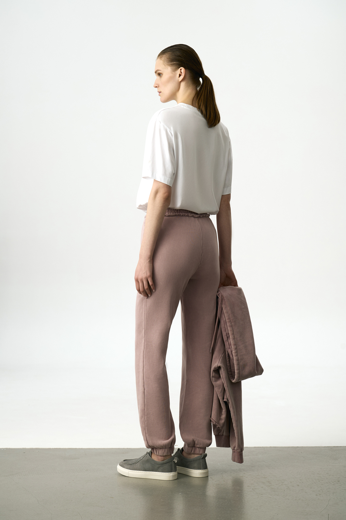 Брюки спортивные VASSA CODE, пол female, цвет purple