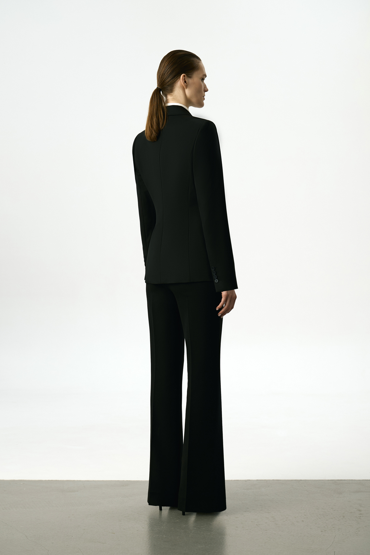 Жакет со съемной баской VASSA&Co, пол женский, цвет черный