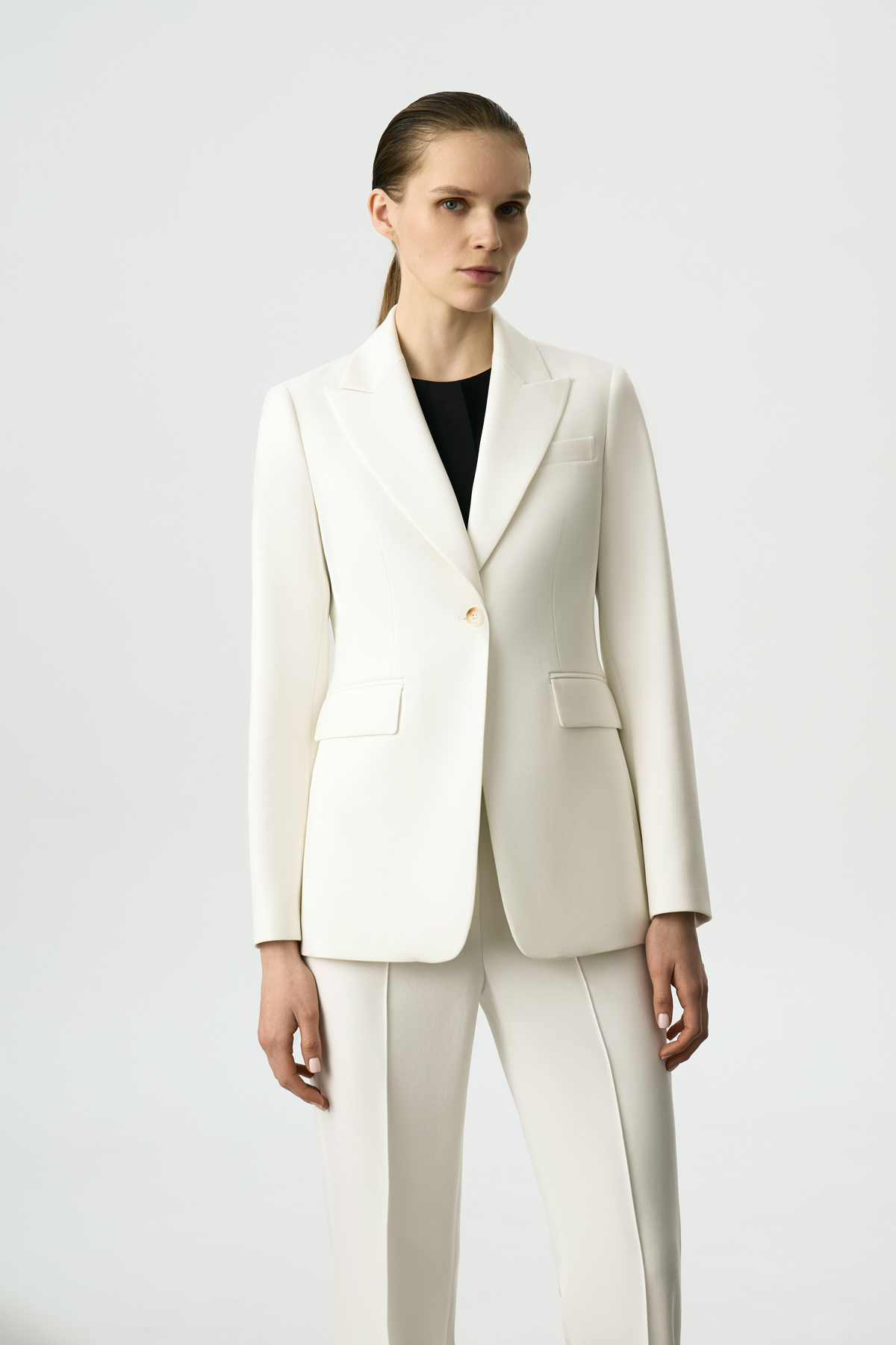 Жакет однобортный белый VASSA&Co, пол женский, цвет белый