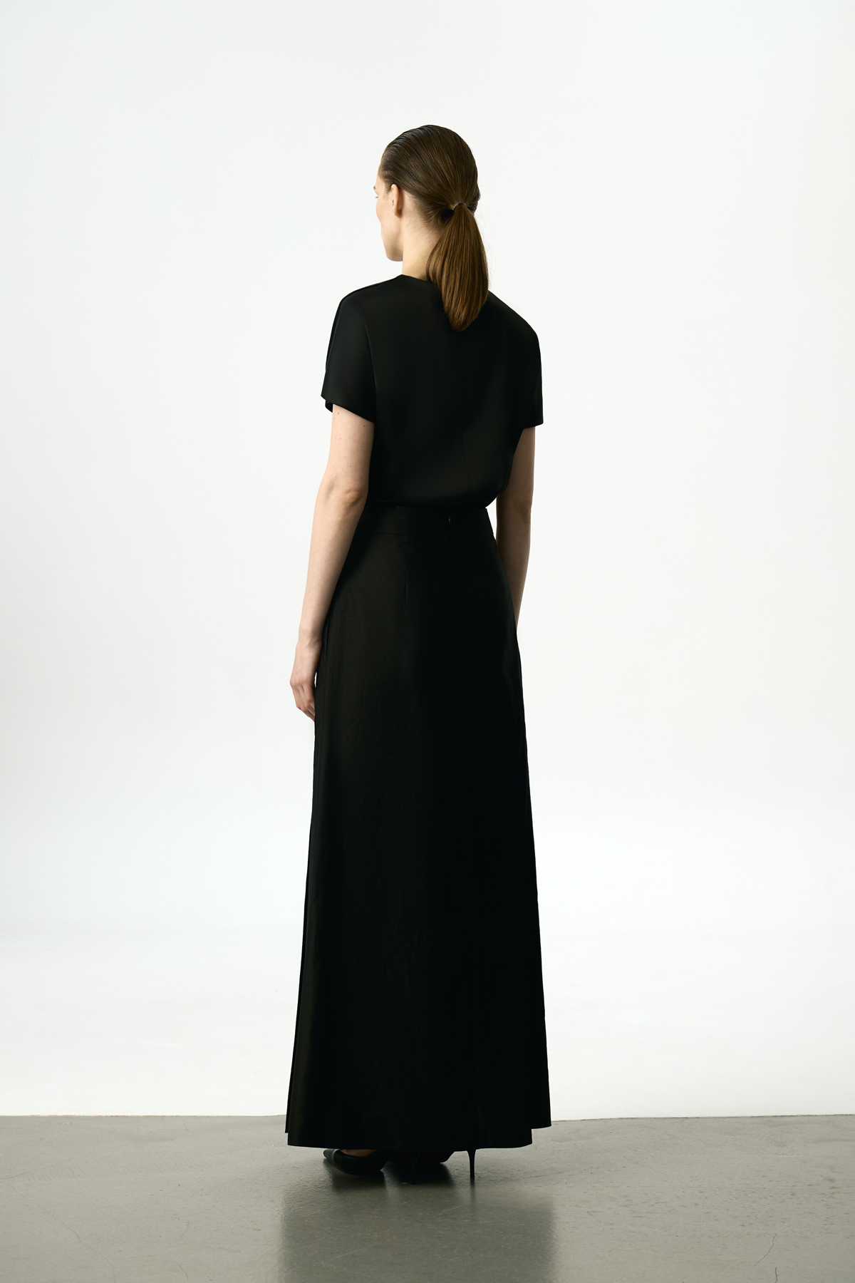 Юбка VASSA&Co, пол женский, цвет черный