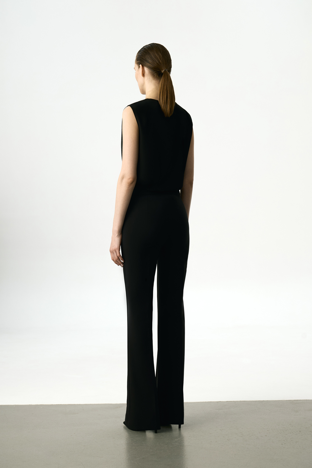 Брюки классические со стрелками VASSA&Co, пол female, цвет black, фото №4