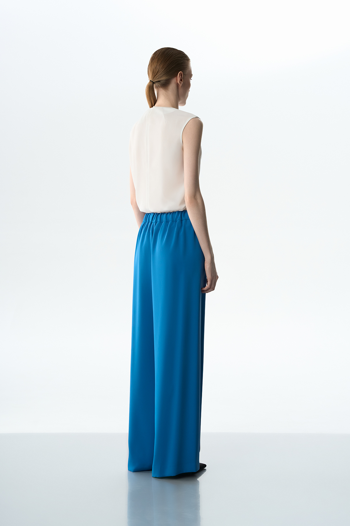 Брюки широкие VASSA&Co, пол female, цвет синий, фото №4