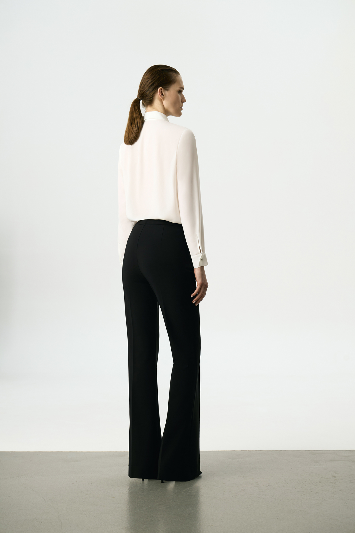 Блузка с контрастными деталями VASSA&Co, пол female, цвет white, фото №5