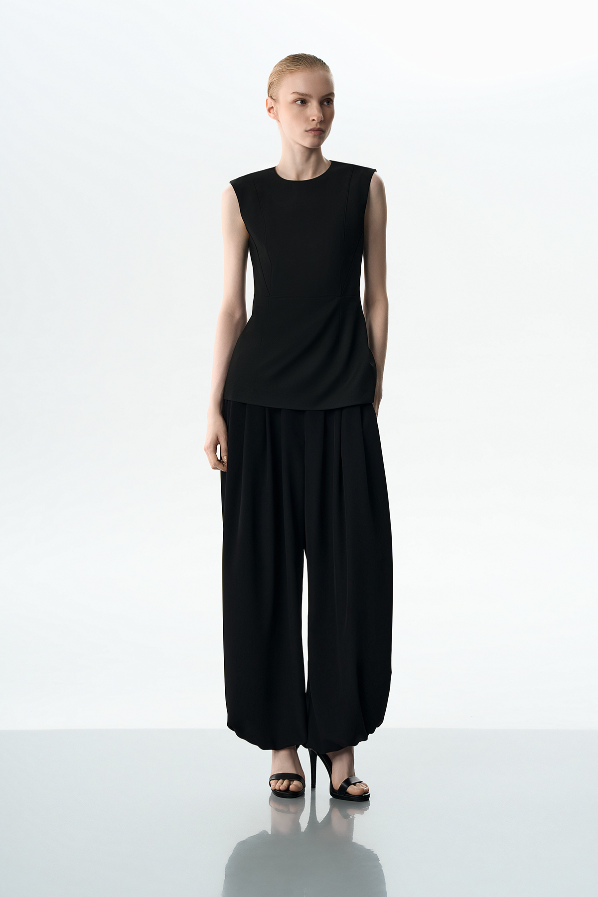 Жилет с кантом VASSA&Co, пол female, цвет black, фото №2